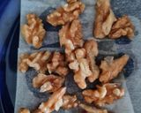 প্রন উইথ পিনাট বাটার অ্যান্ড ওয়ালনাট (Prawns with Peanut Butter and walnut recipe in Bengali) রেসিপির ধাপ 1 ছবি