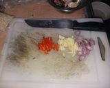 Foto langkah ke 1 dari resep Tumis jengkol kulit melinjo.