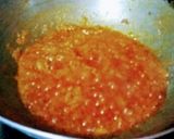 A picture of step 2 of Kakrar jhal / bengali style crab curry.