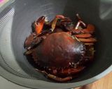 Foto langkah ke 1 dari resep kepiting saos tiram pedas.