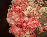 Foto del paso 1 de la receta: Tartitas doradas rellenas de picada y sobrasada