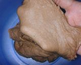 Foto langkah ke 5 dari resep Roti Manis with Whippingcream.