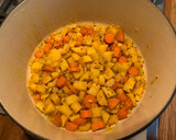 A picture of step 4 of Spiced parsnip soup.