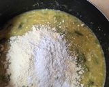 Foto del paso 7 de la receta: Pastel de dos zapallitos (redondo y calabacín o zucchini) 🧅sin gluten y con aroma a fiesta 🌾