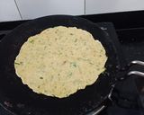 A picture of step 5 of Onion Flower Stalk Bhakri.