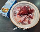 A picture of step 1 of Strawberry Cream.