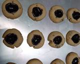 Cara Membuat 11 Thumbprint cookies takaran sendok 4