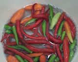 Foto langkah ke 1 dari resep Sambal Belimbing Kemangi.