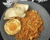 Foto langkah ke 3 dari resep Nasi Goreng Kimchi.