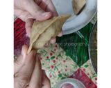 A picture of step 2 of Broccoli samosa.