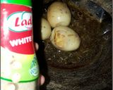 Foto langkah ke 5 dari resep Telur Masak Kecap.