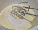 Foto langkah ke 3 dari resep Bolu pisang keju panggang.