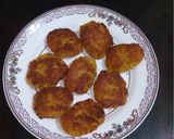 A picture of step 5 of Narkel - er Bara / Coconut Fritters.