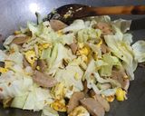 Foto langkah ke 3 dari resep Kwetiau Goreng Medan.
