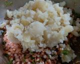 A picture of step 5 of Sabudana Vada.