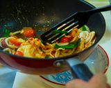 快炒店人氣料理 泰式酸辣中卷(非涼拌)的食譜步驟5照片