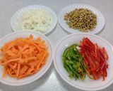 Foto del paso 3 de la receta: Pescado al horno con verduras 🐟👨🏽‍🍳 | Fácil y Saludable | Paso a paso 💥☀️