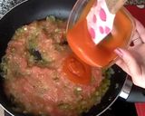 Foto del paso 4 de la receta Merluza en salsa de tomate