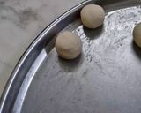 A picture of step 4 of Kesariya Chhena Rabdi Basket.
