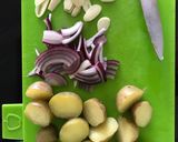 Foto del paso 2 de la receta: Pulpo con papas amarillas mini