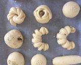 Foto langkah ke 4 dari resep Roti Unyil (ulen manual).