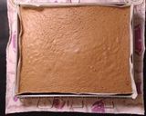 Foto langkah ke 4 dari resep Classic Chocolate Roll Cake.