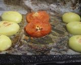 Foto del paso 4 de la receta: Pechugas al grill con patatas