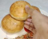 A picture of step 7 of Mince and veg Buns.