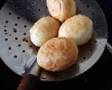 Foto langkah ke 2 dari resep Semur Telur.
