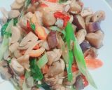 Foto langkah ke 4 dari resep Tumis Terong Jamur Sat set.