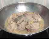A picture of step 2 of Pork In Ginger And Plum Sauce In Thermal Pot.