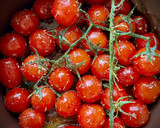 Foto del paso 1 de la receta: Tartaleta casera de brie con tomate confitado y anchoa