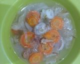 Foto langkah ke 7 dari resep Sup Bakso Sederhana.