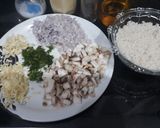 A picture of step 1 of Mushroom risotto.