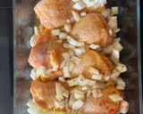 Foto del paso 3 de la receta: Muslos de pollo/jamoncitos al horno