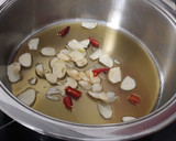 Foto del paso 2 de la receta: Bacalao al pil pil