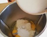 Foto del passaggio 2 della ricetta Pan brioche allo yogurt, soffice come una nuvola