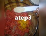 A picture of step 3 of Minced meat in onion Ring.