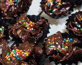 Foto langkah ke 4 dari resep Kue lebaran (Corn Flakes Choco).