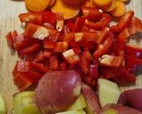 Újburgonyás, zöldborsós,kapros vegán leves recept fázis 2 fotója