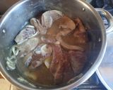 Foto del paso 2 de la receta: Puré con bistec de panita ensalada habas con cebolla