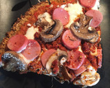 Foto del paso 8 de la receta: Pizza 🍕 baja en grasa (para el antojo) Masa de coliflor y avena
