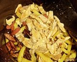A picture of step 9 of Stir fry potatoes.