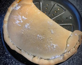 Foto del paso 12 de la receta: Cena italiana: Calzone clásico y Calzone de salchichón ibérico con champiñones
