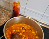 Foto del paso 4 de la receta: Fabes con almejas y gambas