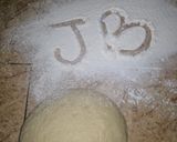 A picture of step 3 of Plain doughnuts.