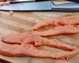 Foto del paso 2 de la receta: Berenjena rellena de salmón a la soja