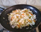 Foto del paso 1 de la receta: Hígado con cebolla y arroz
