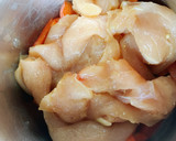 Foto do passo 2 de Frango em molho de pimentos