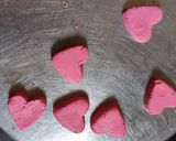रोज़ रसगुल्ला हार्ट शेप में(Rose rasgulla heart shape me recipe in Hindi) रेसिपी चरण 3 फोटो